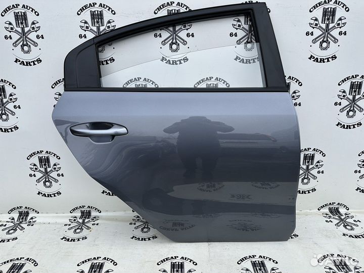 Дверь задняя правая Kia Rio 4 б/у Оригирал