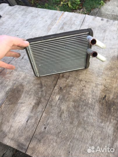 Радиатор печки на Кия Соренто-1