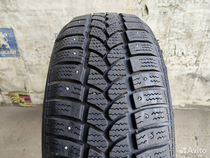 Tigar Sigura Stud 205/55 R16 94T