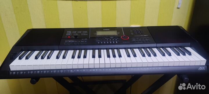 Синтезатор Casio CT-X3000 + стойка