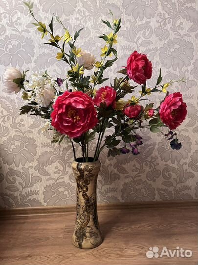 Ваза напольная с цветами
