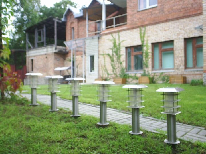 Дом 1040 м² на участке 20 сот.