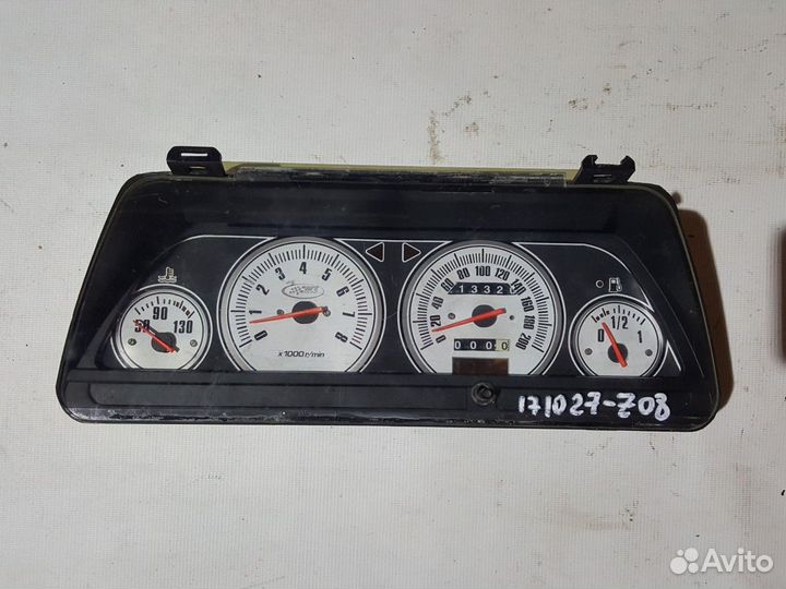 Щиток приборов 2110 на запчасти