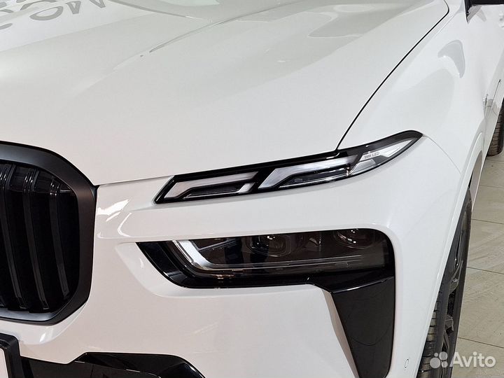 BMW X7 3.0 AT, 2023