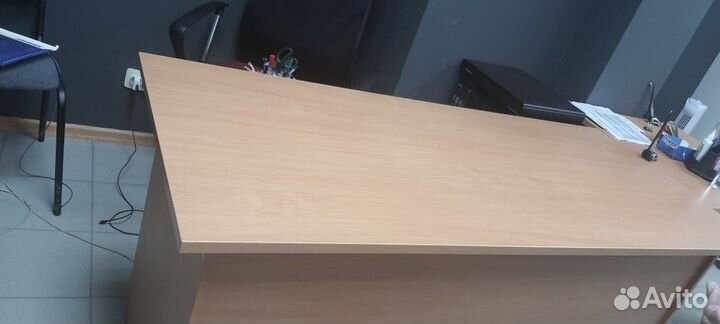 Офисная мебель бу стол