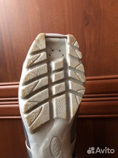 Лыжные ботинки spine