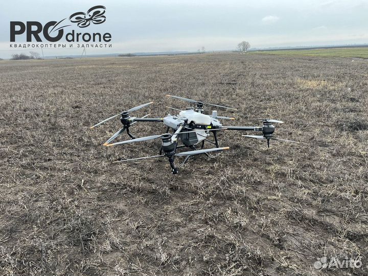 DJI Agras T40 / Сельскохозяйственные дроны