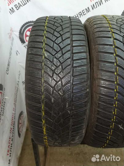 Goodyear UltraGrip Performance 205/50 R17 93V