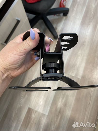 Кронштейн для телевизора