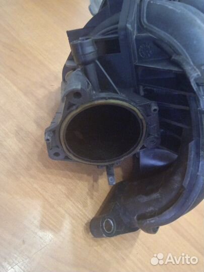 Коллектор впускной Peugeot 308 T7 EP6 2008