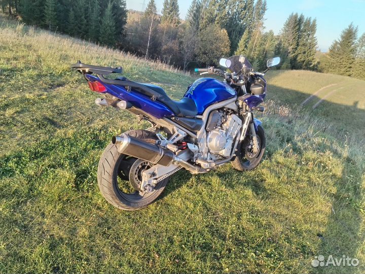 Yamaha fzs 1000