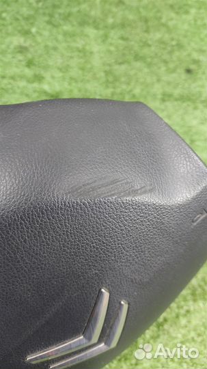 Подушка безопасности в руль Citroen C-Crosser 2007