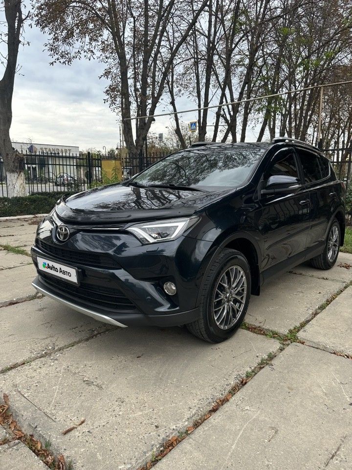 Toyota RAV4: фото владельца