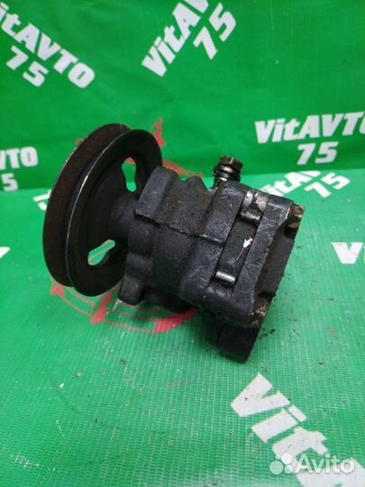 Насос гидроусилителя руля Mitsubishi Delica P35W