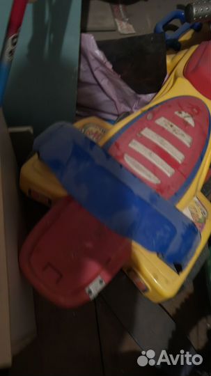 Детская машина электромобиль