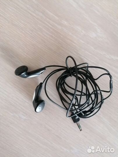 Наушники