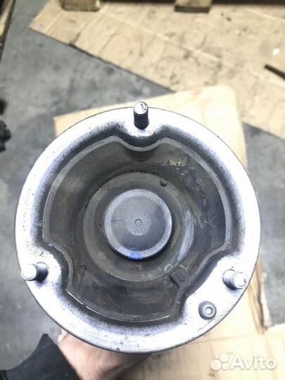 Амортизатор передний правый Bmw 3 Е90 N43B20AA 2.0