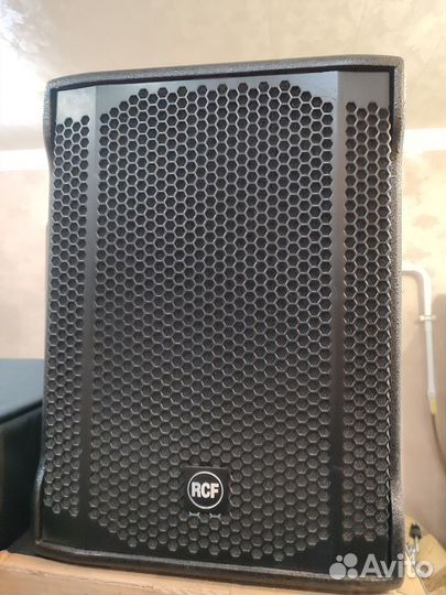 Активный саб RCF ART 702 -A Италия