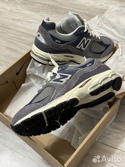 Кроссовки New Balance 2002