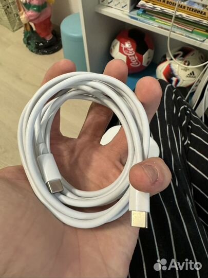 Apple Type-C, Lightning. Adapter