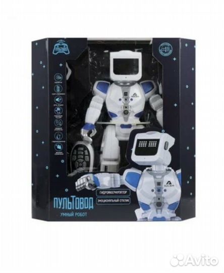 Робот на пульте управления