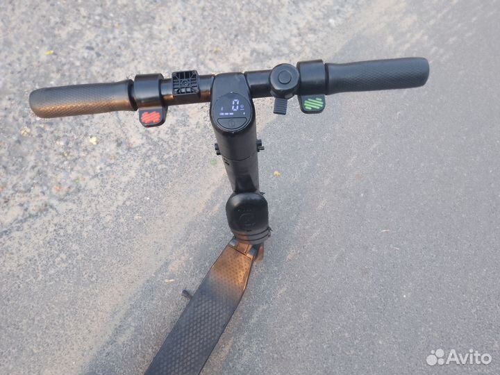 Продам ninebot es4 (Kickscooter Es4) торг