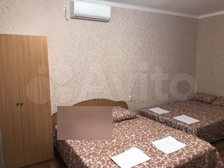 Комната 20 м² в 4-к., 1/2 эт.