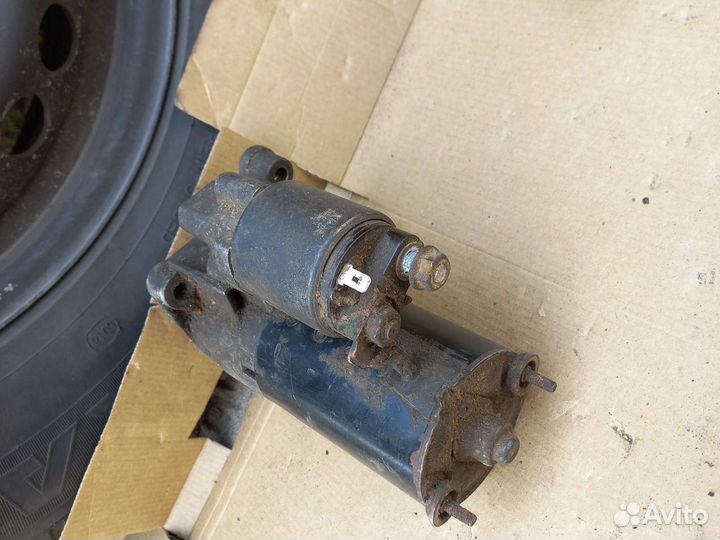 Renault стартер 7700865719 Bosch 0001107047