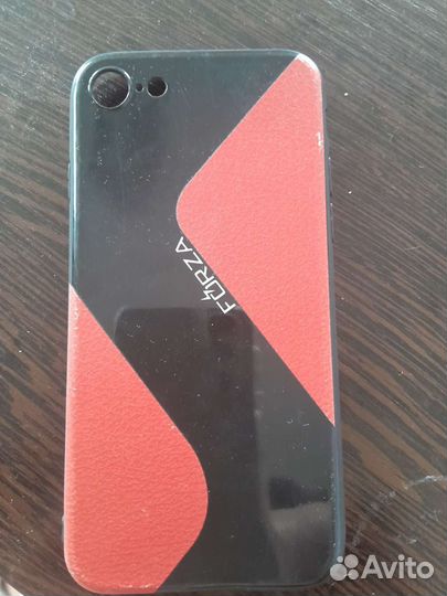 Чехол на iPhone 7