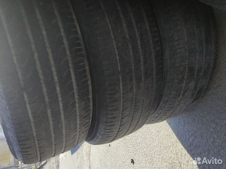 Yokohama Geolandar SUV G055 235/60 R16 104V