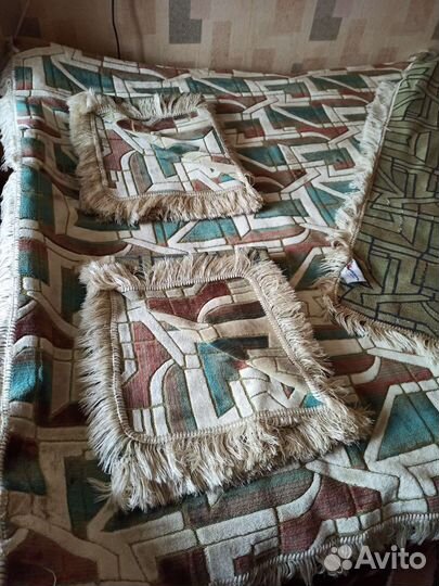 Покрывало на диван 1шт. (кровать) и 2шт. на кресла