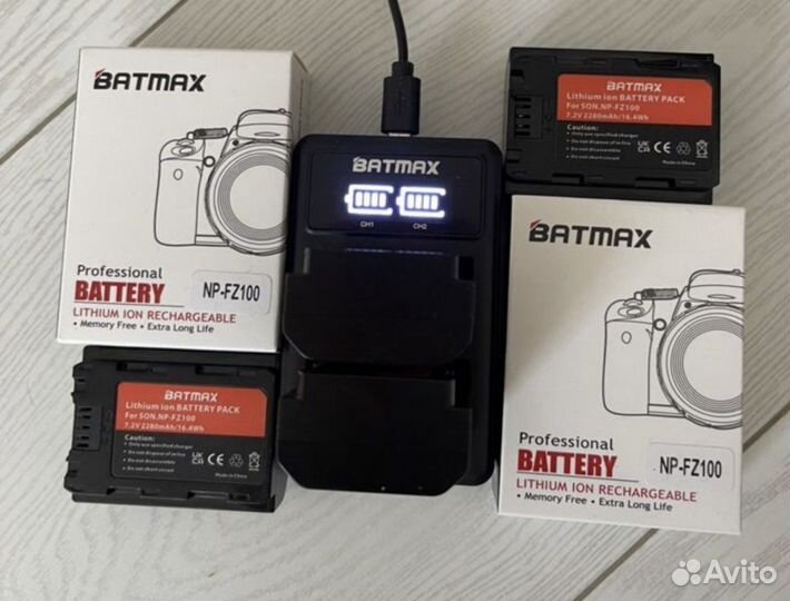 Аккумулятор sony np fz100 2шт+зарядка
