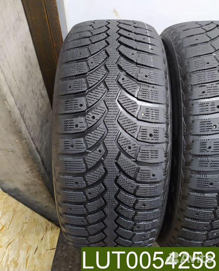 Bridgestone Blizzak Spike-01 285/60 R18 116T