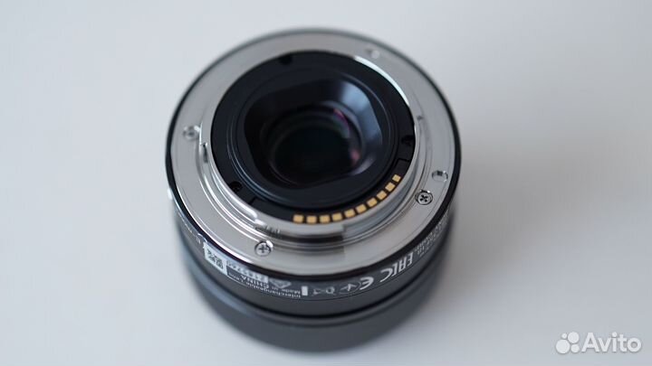 Объектив sony e 35mm 1.8