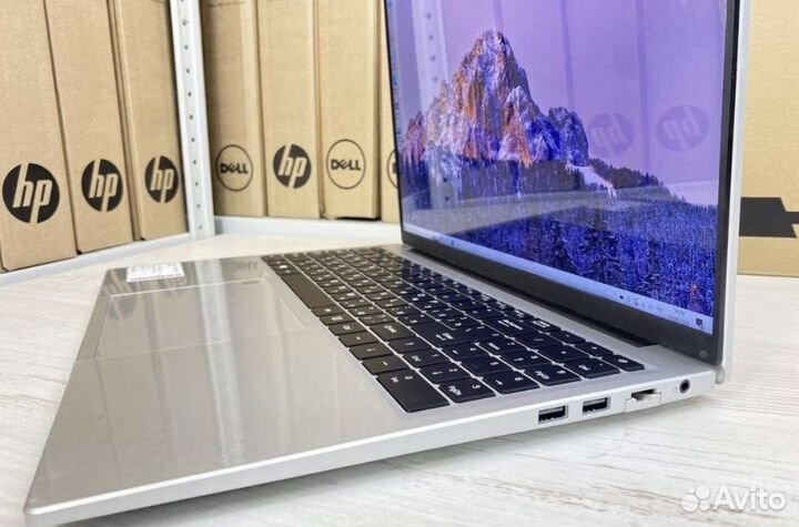 Новый ноутбук 12гб озу, SSD 512