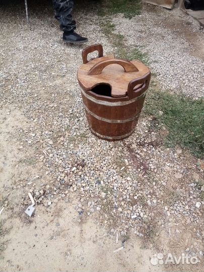 Продаю деревянное ведро на 25 литров