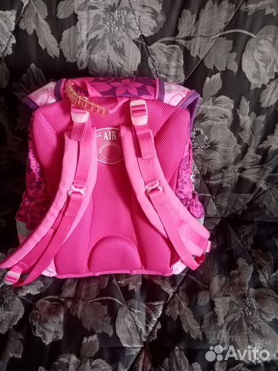 Школьный рюкзак и пенал