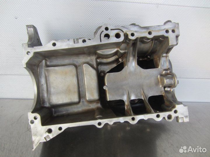 Поддон двигателя Toyota Funcargo 1NZ 1999