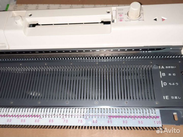 Вязальная машина Brother KH-893 Бразер