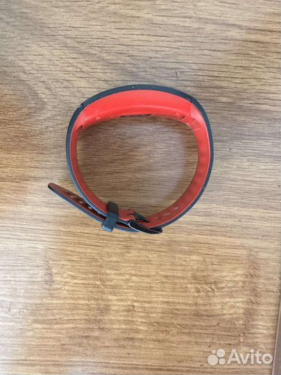 Фитнес-браслет Samsung Gear fit 2 pro
