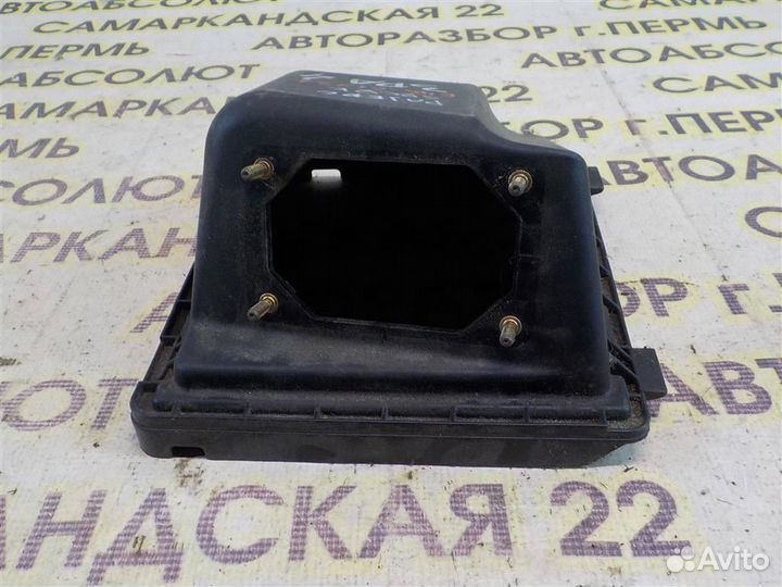 Корпус воздушного фильтра Mitsubishi Pajero Sport