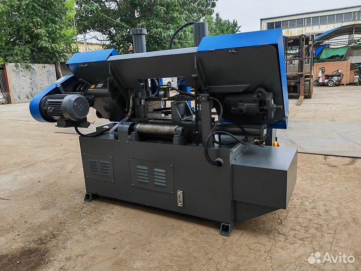 MetalTec BS 300 станок для резки металла под 90