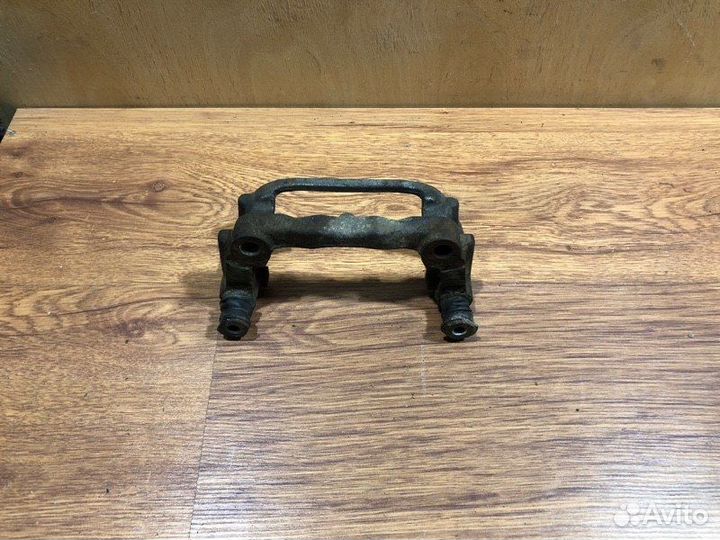 Скоба суппорта Ford Transit 2006-2014