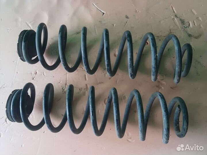 BrillianceV5 заднии пружины