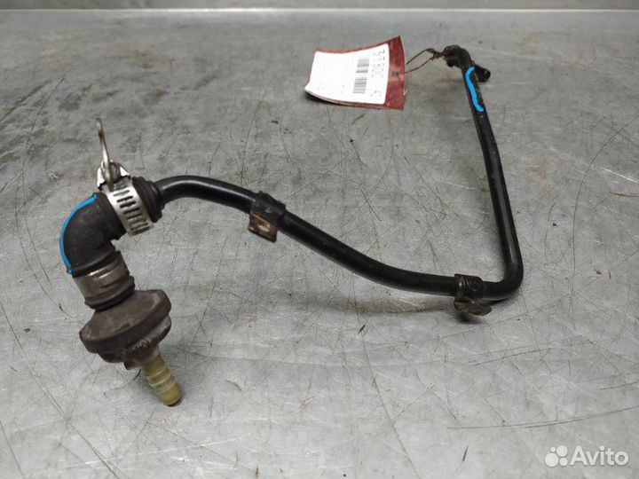 Трубка вакуумная Audi A4 B6 2000-2004 седан 1