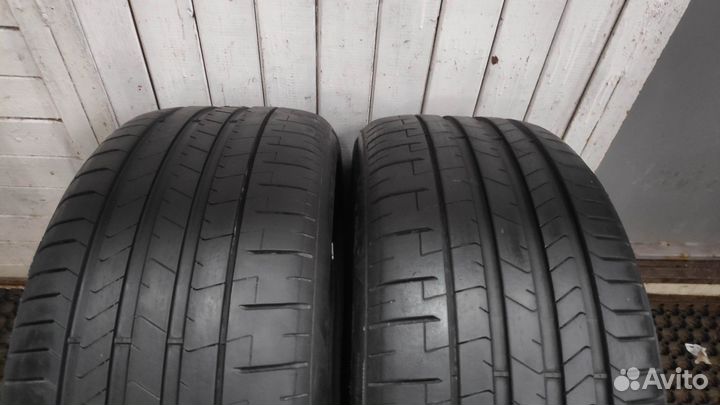 Pirelli P Zero PZ4 275/40 R22 Y