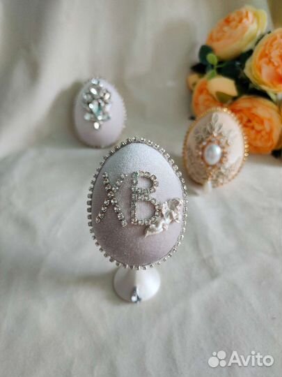 Яйцо с декором