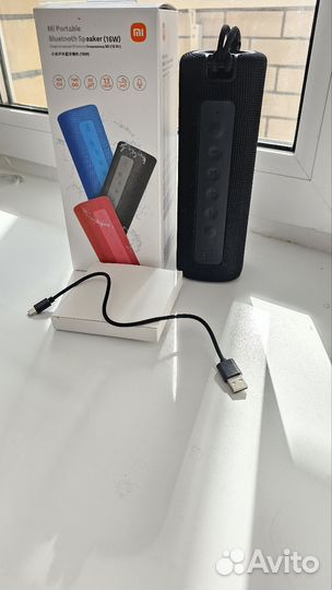 Колонка Xiaomi Mi Portable Bluetooth Speaker 16w
