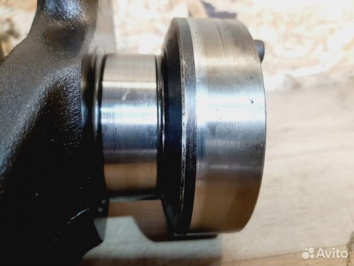 Коленвал Mercedes-Benz E-Class W210 2 1998