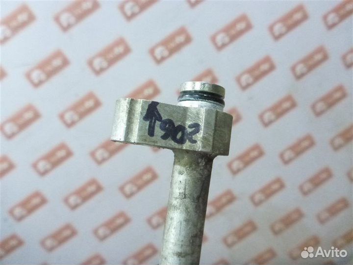 Трубка кондиционера Land Rover Discovery L319 AJ41